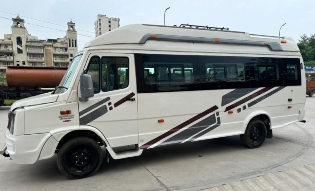 tempo_traveller_nashik